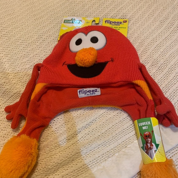 Sesame Street Other - Kids Elmo Hat squeeze me NWT